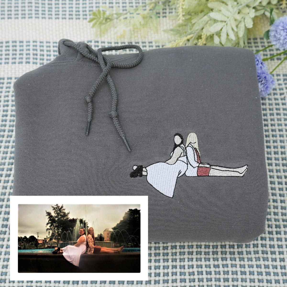 Custom Aunt Portrait Embroidered Sweatshirt & Hoodie – Personalized Gift for Aunt