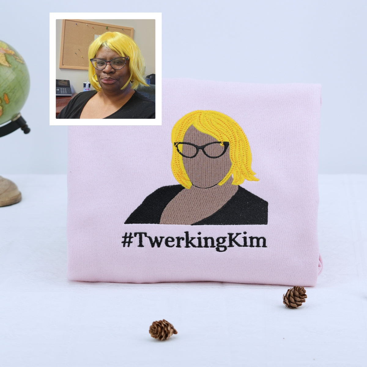 Custom Aunt Portrait Embroidered Sweatshirt & Hoodie – Personalized Gift for Aunt