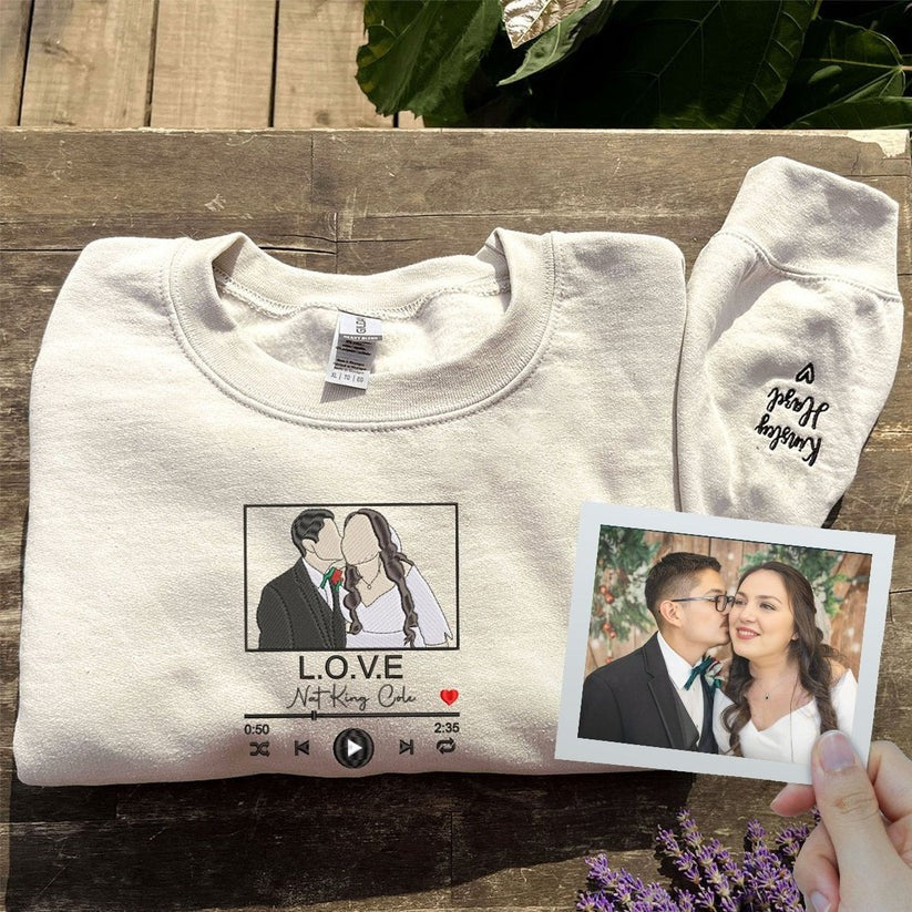 Custom Embroidered Favorite Song Sweatshirt & Hoodie with Photo Portrait – Romantic Gift for Couples