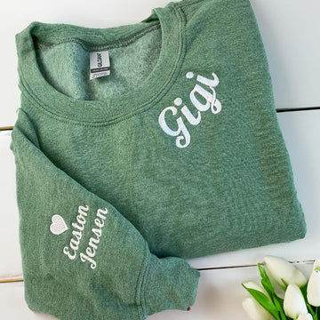 Custom Embroidered Gigi Neckline Sweatshirt & Hoodie with Grandkids’ Names – Personalized Grandmother Gift