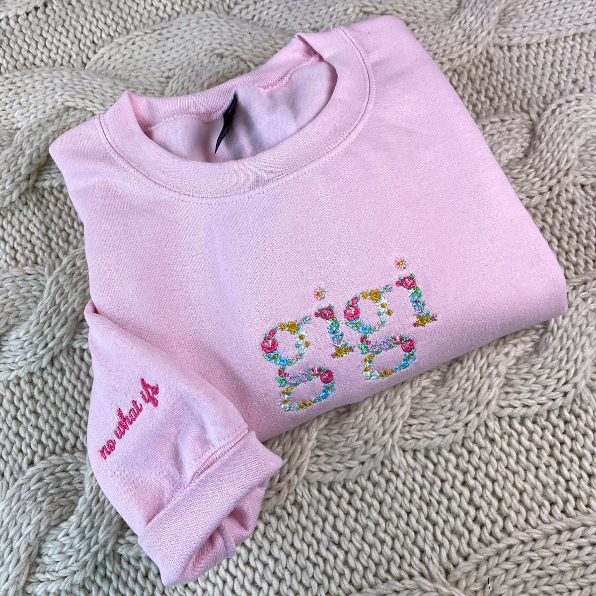 Custom Embroidered Gigi Sweatshirt & Hoodie with Floral Letter – Personalized Grandma Gift