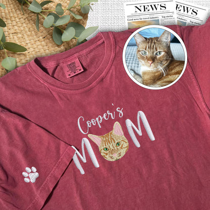 Custom Embroidered Pet Mom with name T-Shirt