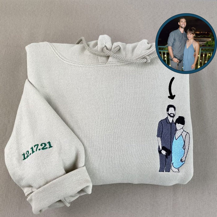 Custom Embroidered Anniversary Sweatshirt & Hoodie with Full-Color Couple Portrait – Personalized Gift