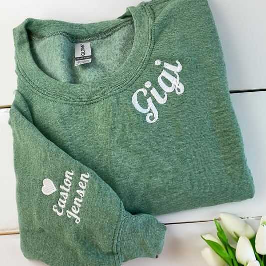 Custom Embroidered Gigi Neckline Sweatshirt & Hoodie with Grandkids’ Names – Personalized Grandmother Gift